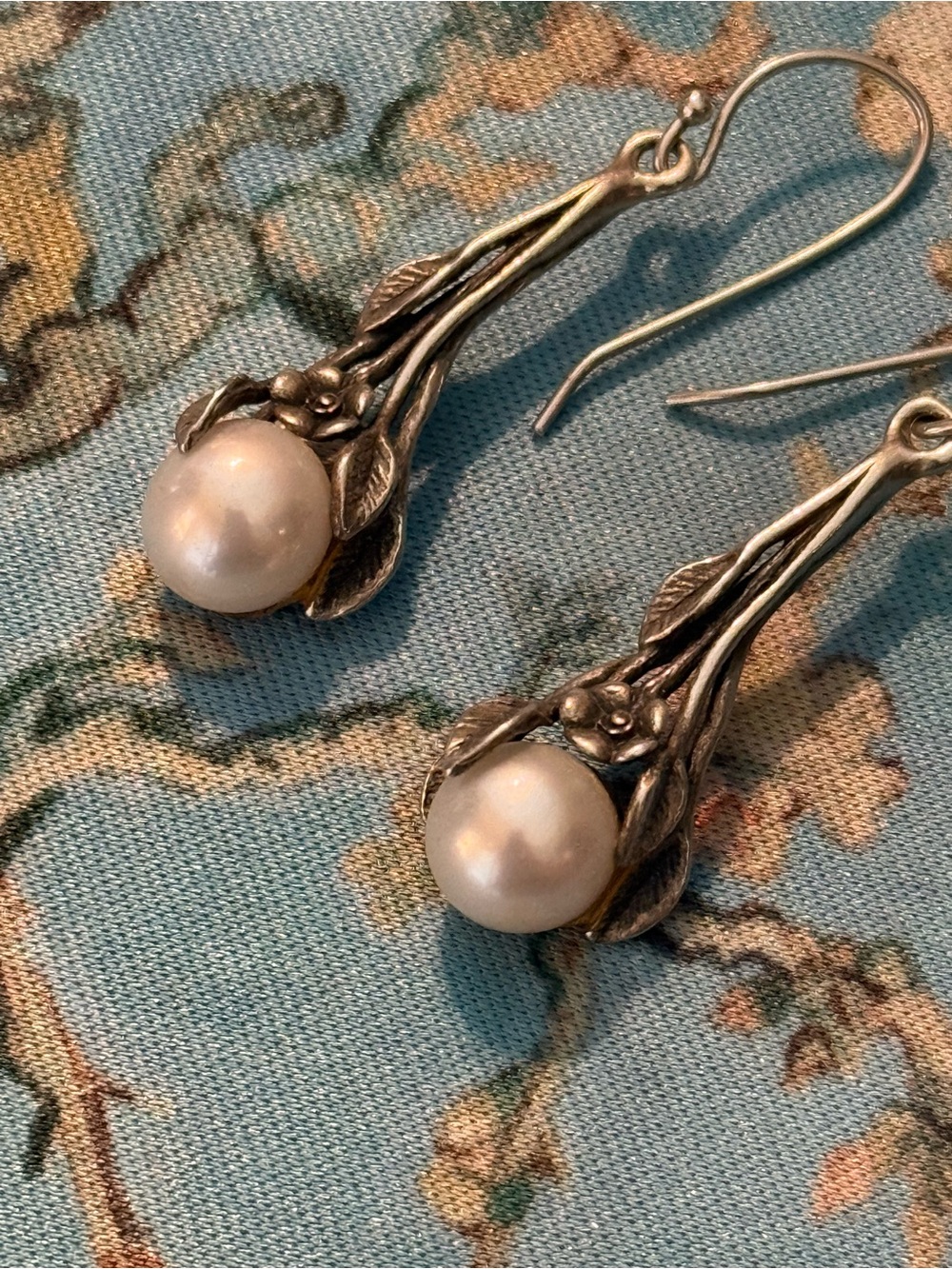 Pearl Drop .925 Silver Flower Earrings - White Pearl